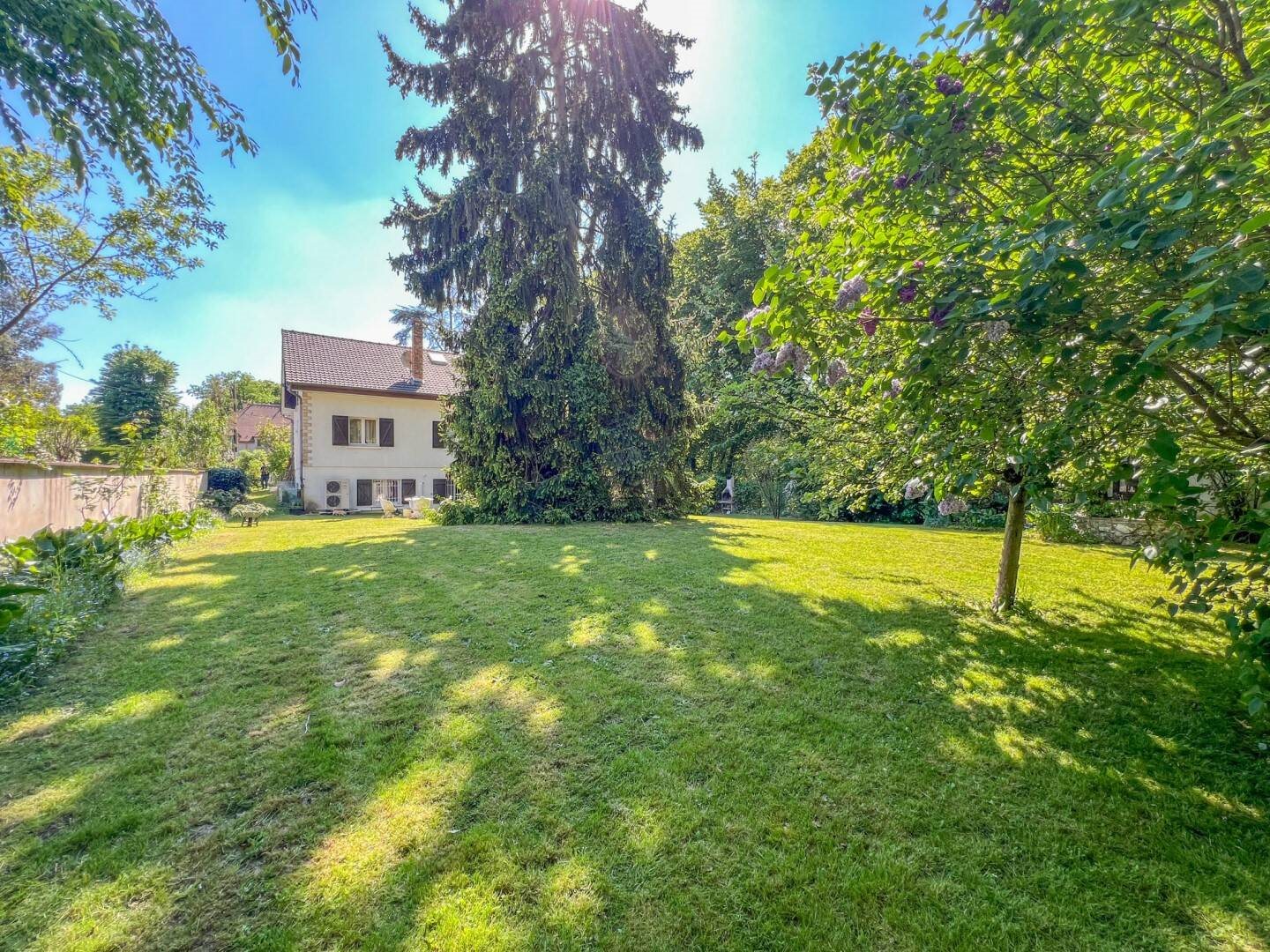 Maison à vendre, 207m², Le Mesnil-Saint-Denis
