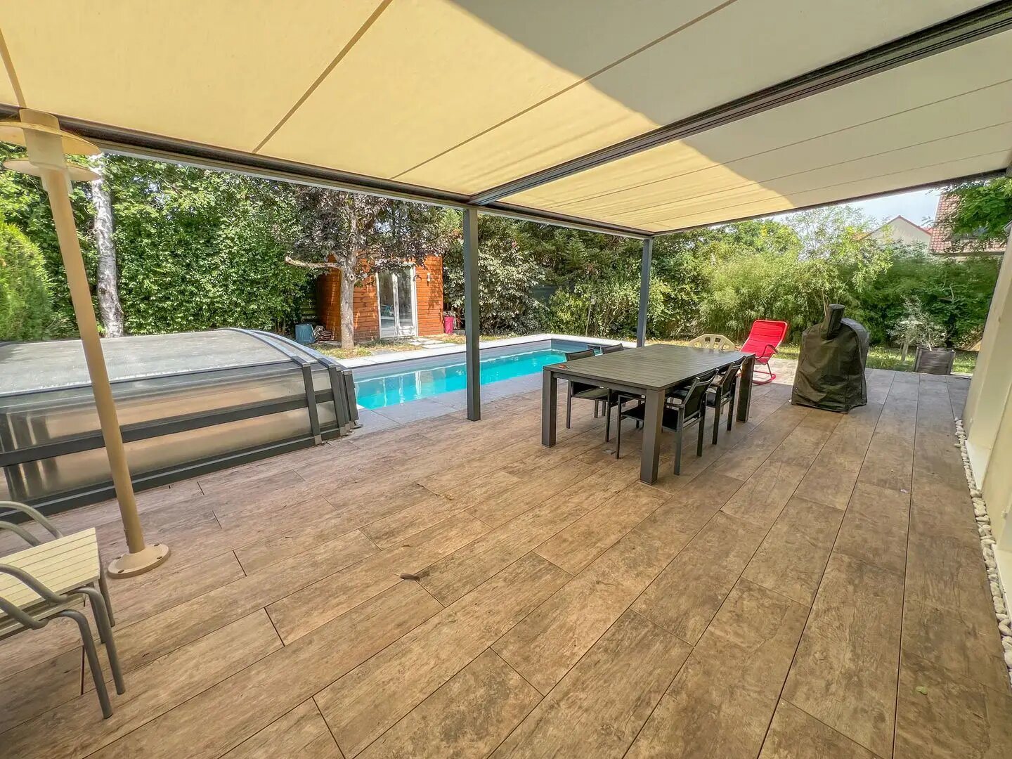 Maison à vendre, 174m², Le Mesnil-Saint-Denis