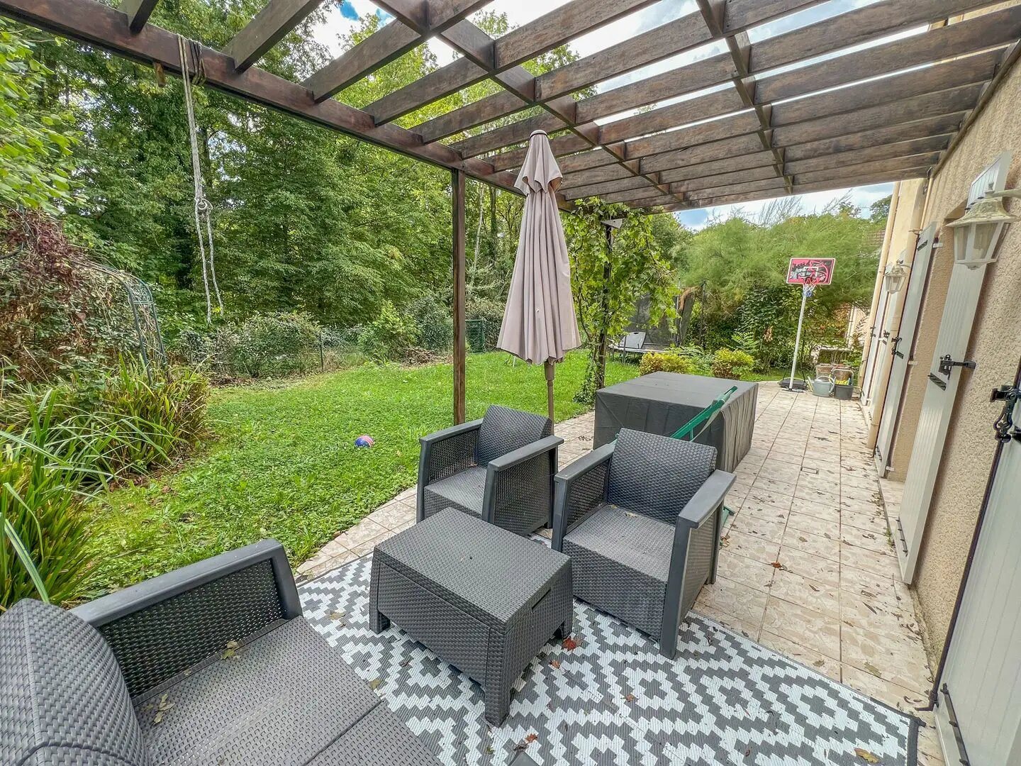 Maison à vendre, 186m², Le Mesnil-Saint-Denis