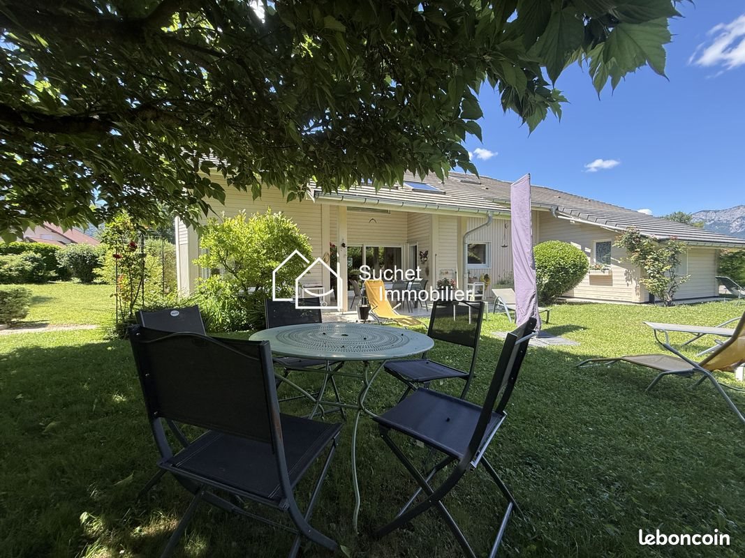 Maison à vendre, 195m², Saint-Jorioz
