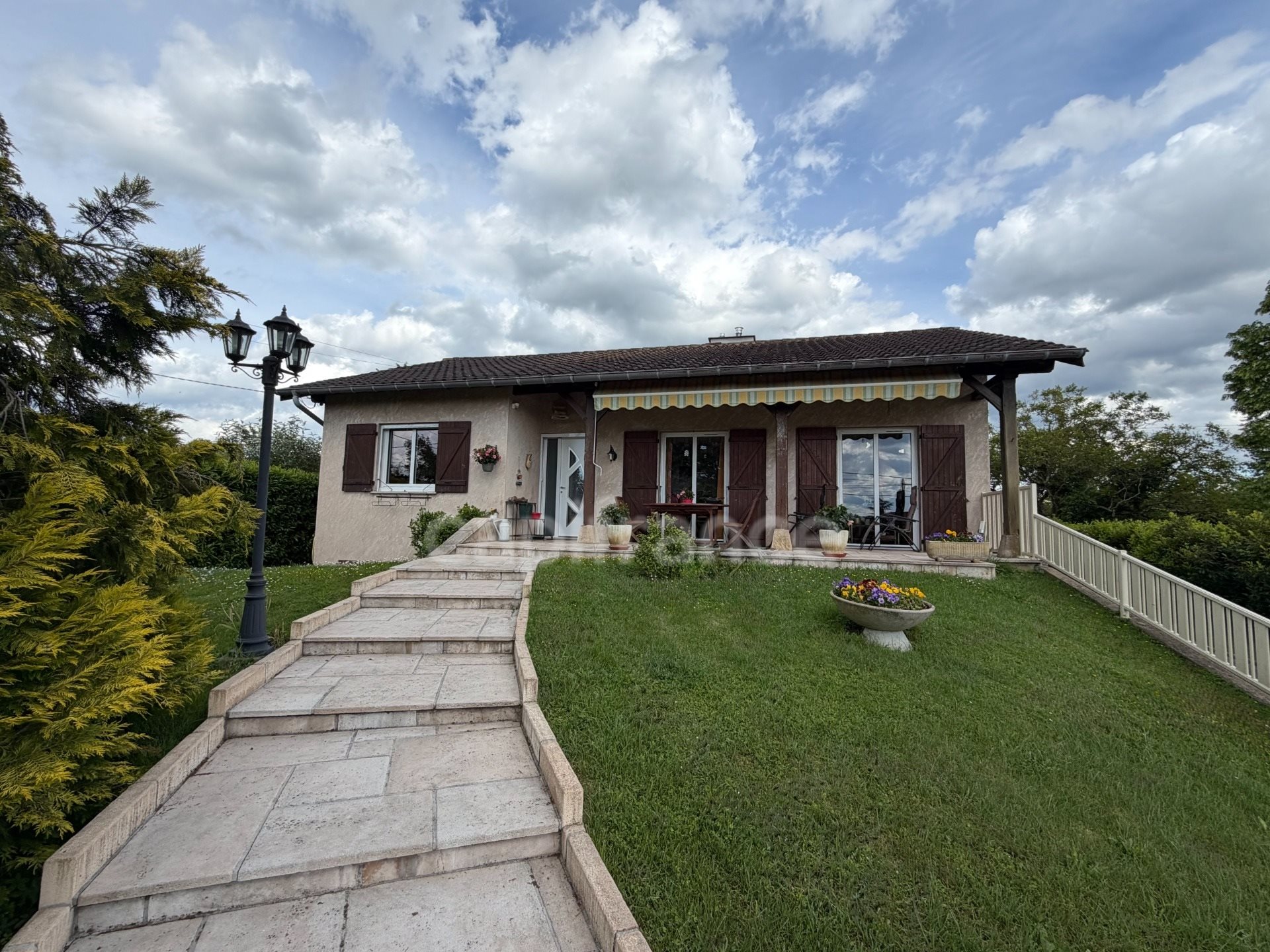Maison à vendre, 115m², Saint-Bénigne