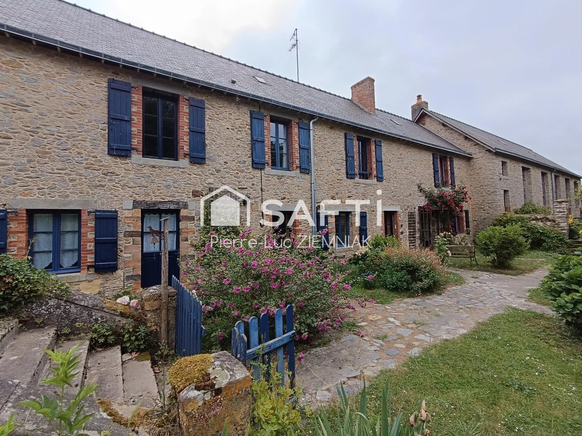 Maison à vendre, 153m², La Cropte