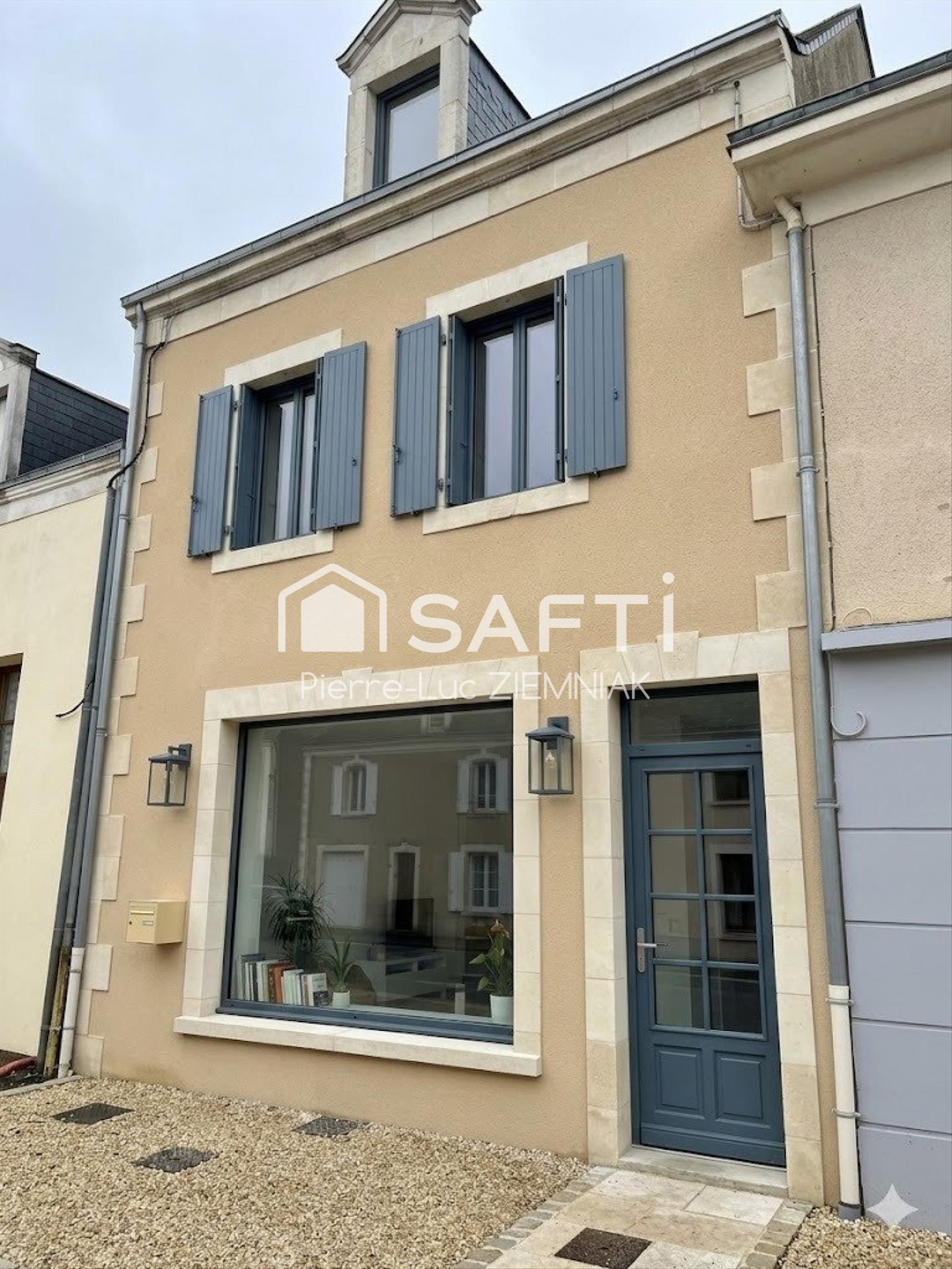 Maison à vendre, 108m², Val-du-Maine