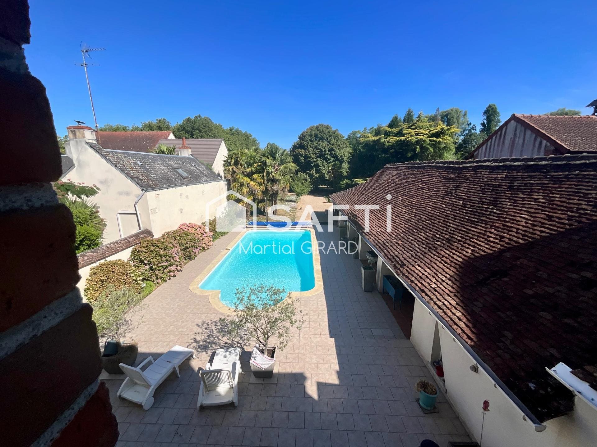 Maison à vendre, 131m², Mehun-sur-Yèvre