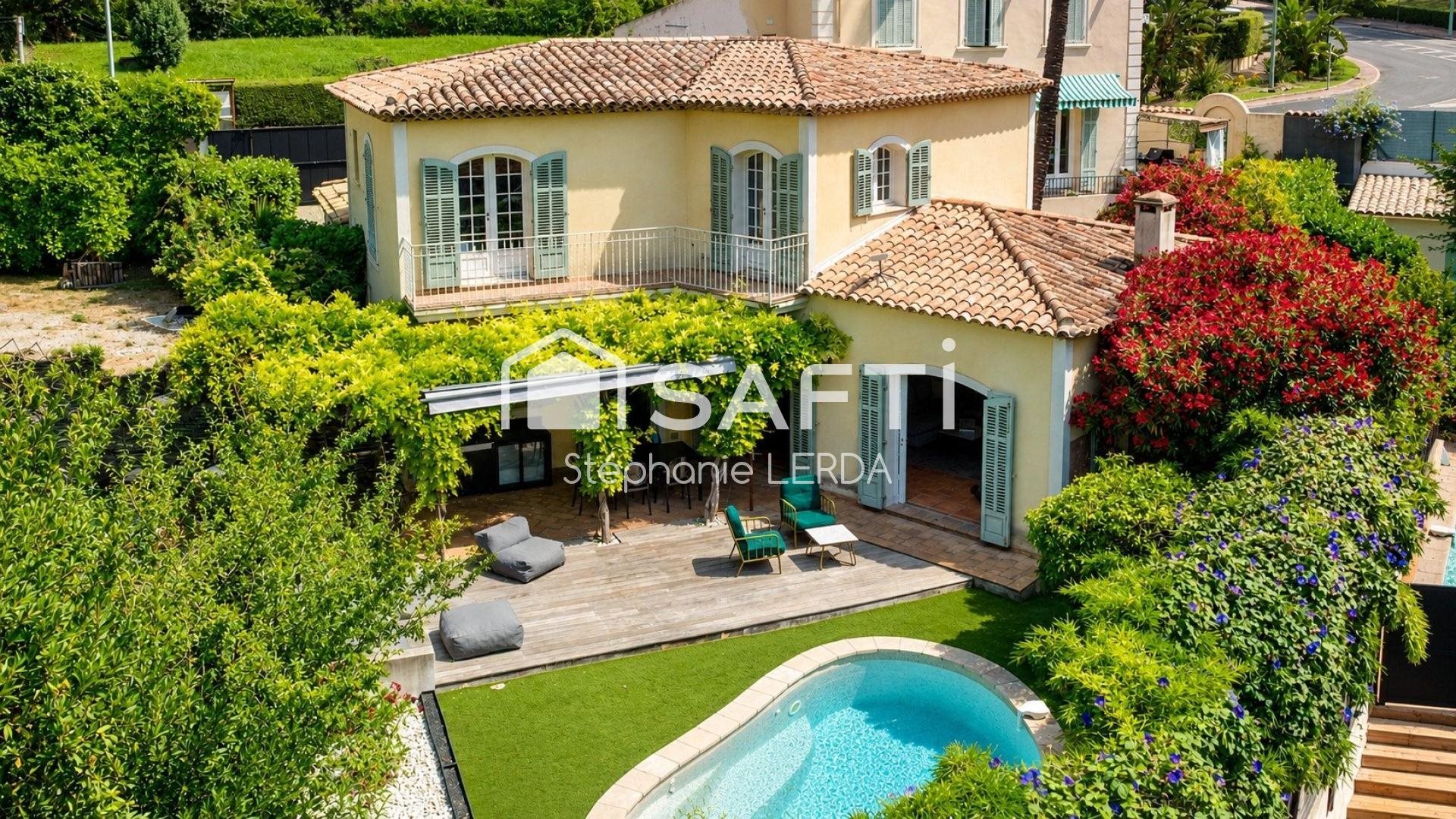 Maison à vendre, 207m², Le Cannet