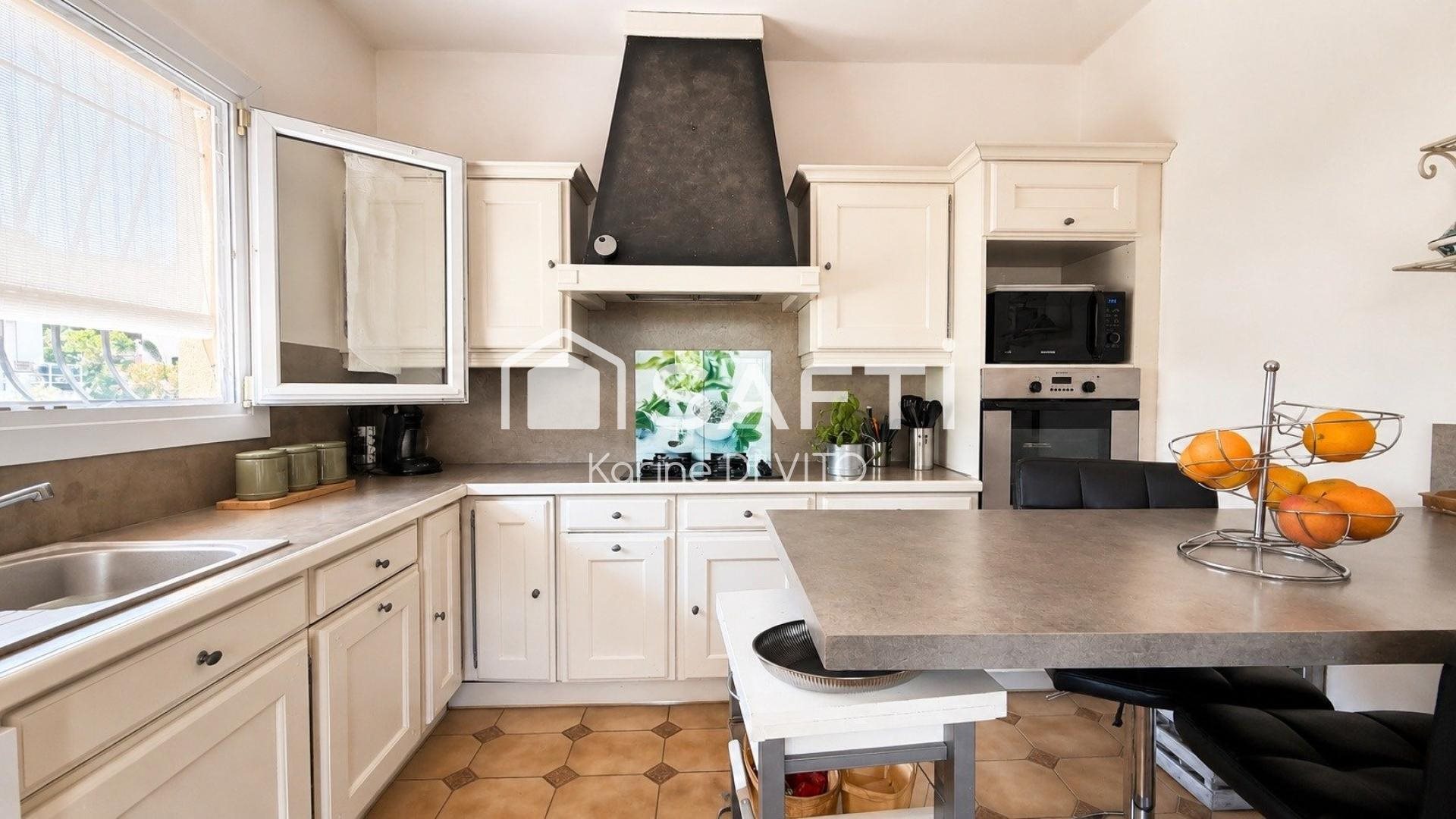 Maison à vendre, 207m², Fréjus