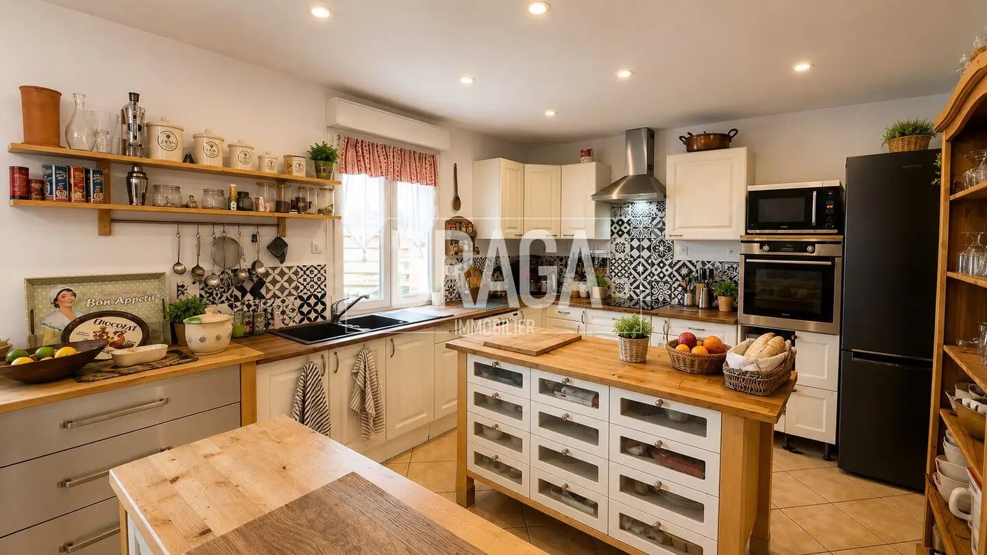 Maison à vendre, 147m², Carly