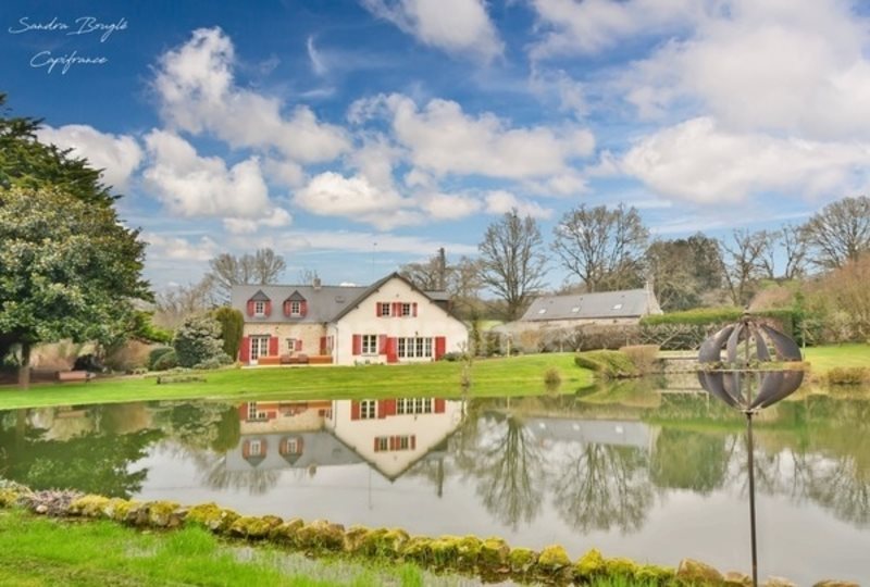 Maison à vendre, 228m², Sainte-Gemmes-le-Robert