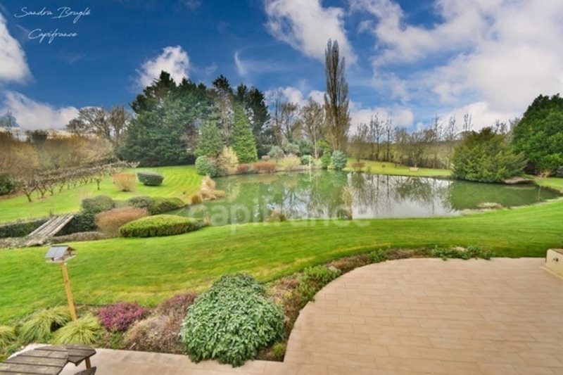 Maison à vendre, 228m², Sainte-Gemmes-le-Robert