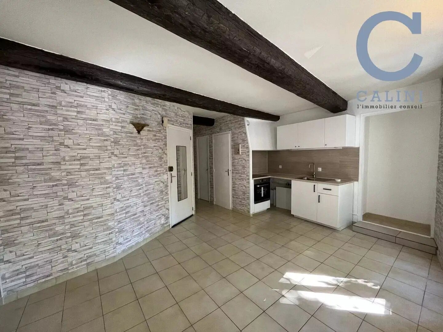 Appartement à louer, 43m², Clarensac