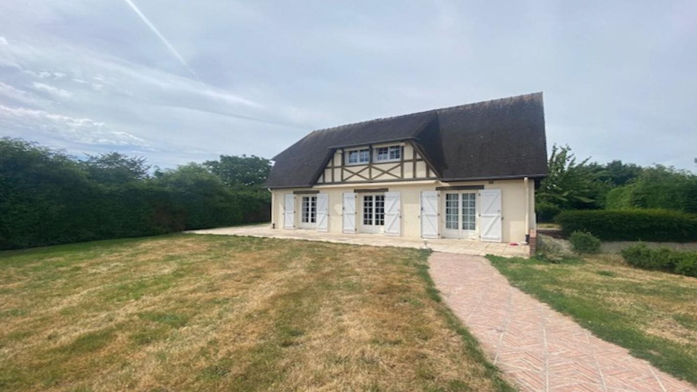 Maison à vendre, 94m², Sierville