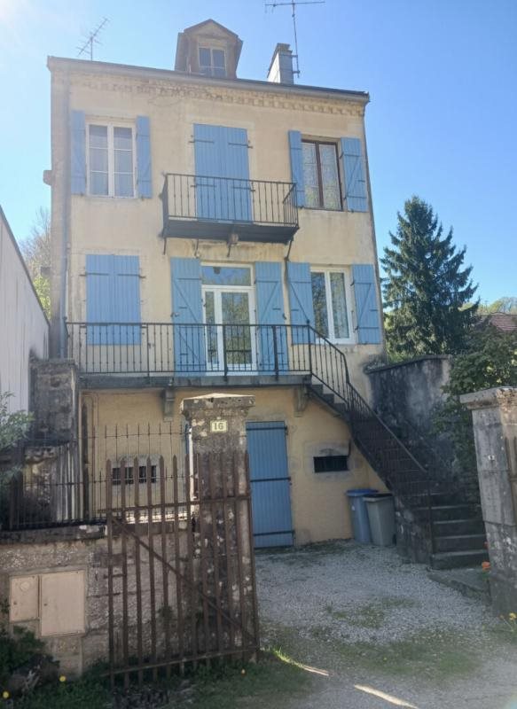 Maison à vendre, 141m², Lons-le-Saunier
