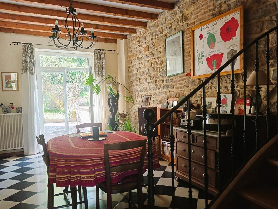 Maison à vendre, 141m², Lons-le-Saunier