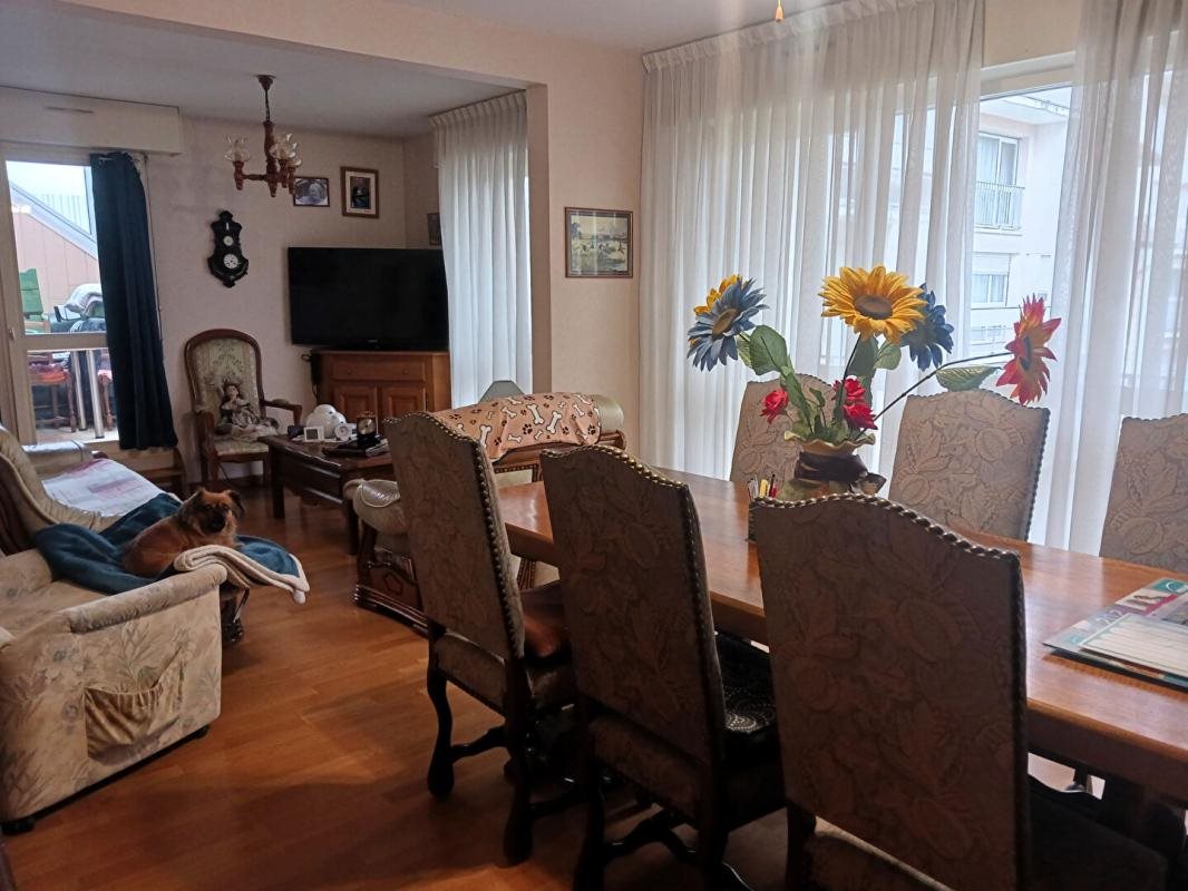 Appartement à vendre, 81m², Lons-le-Saunier