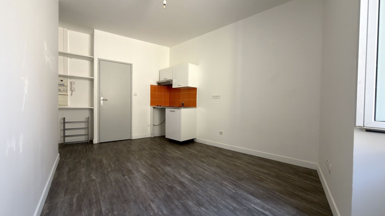 Appartement à louer, 21m², Aubagne