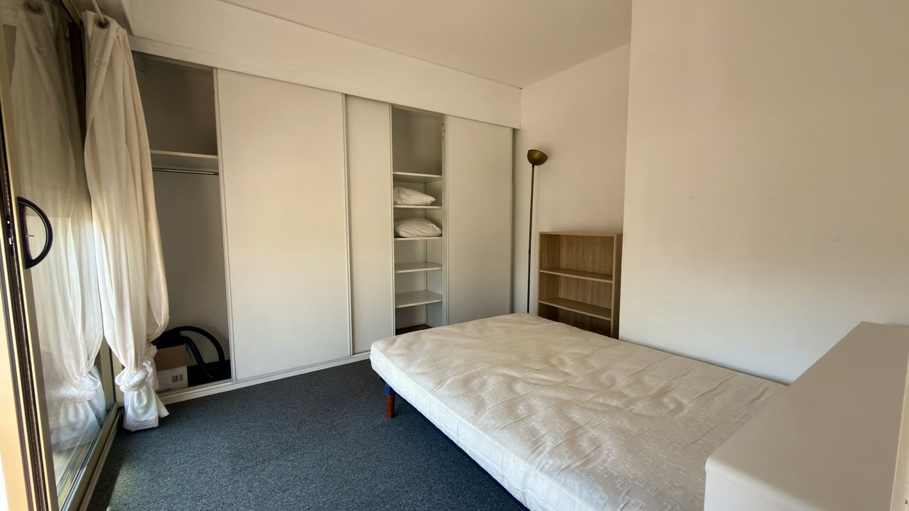 Appartement à louer, 26m², Marseille 6ème
