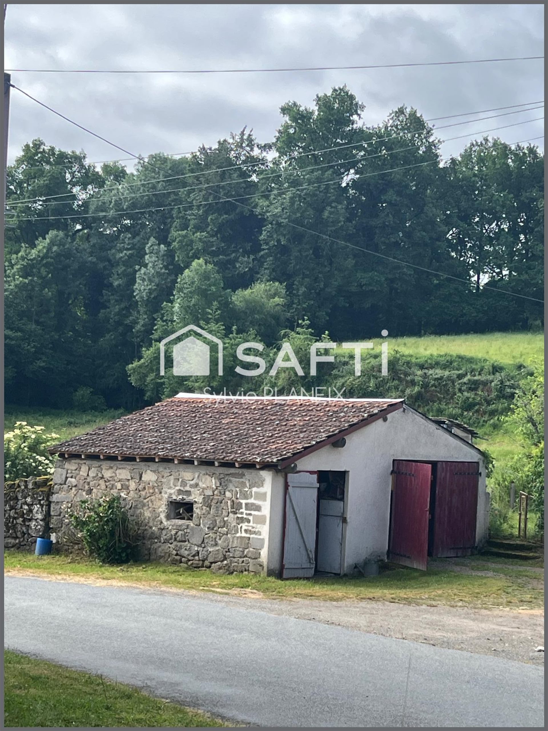 Maison à vendre, 133m², Magnat-l'Etrange