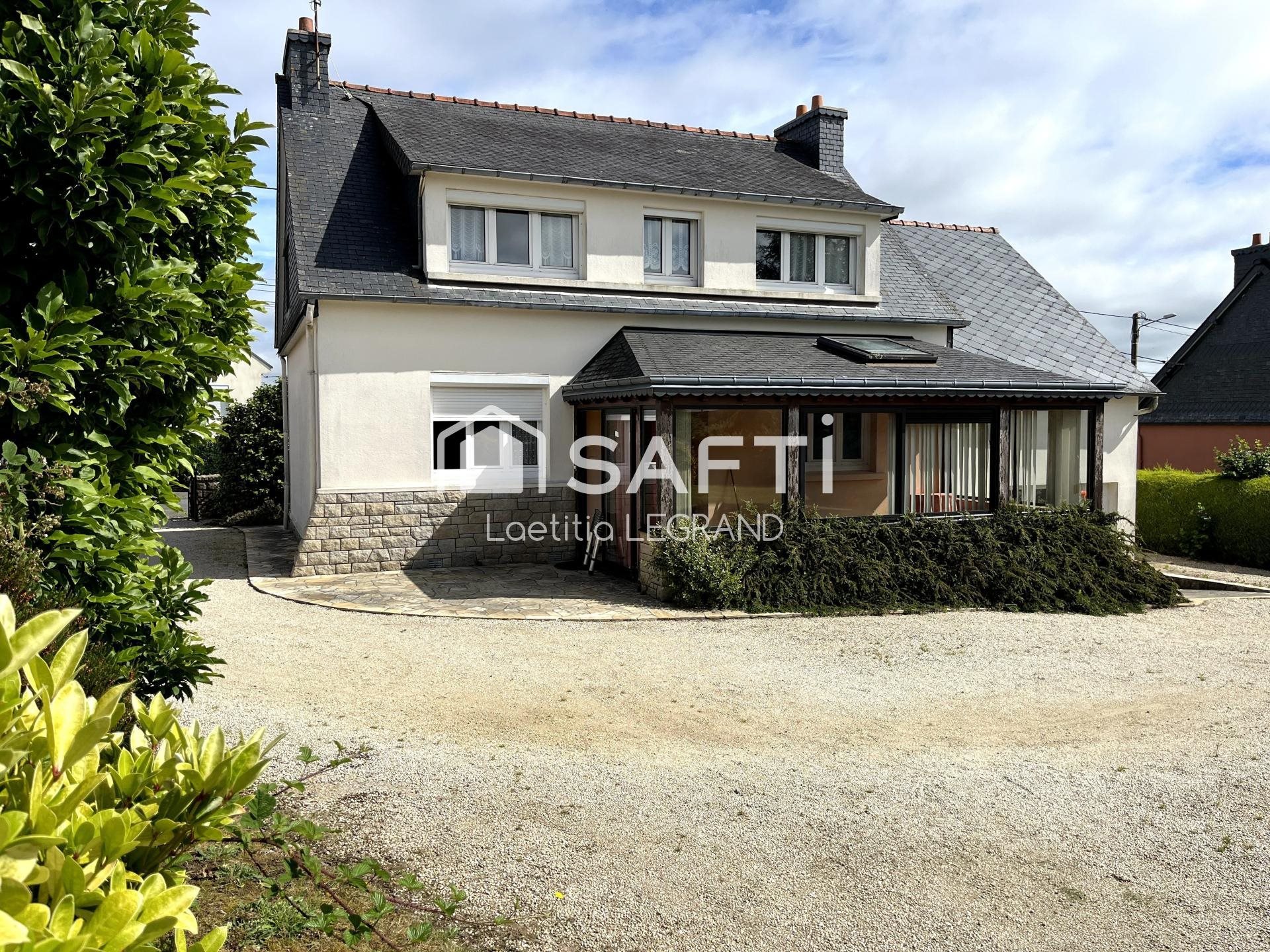 Maison à vendre, 127m², Bégard