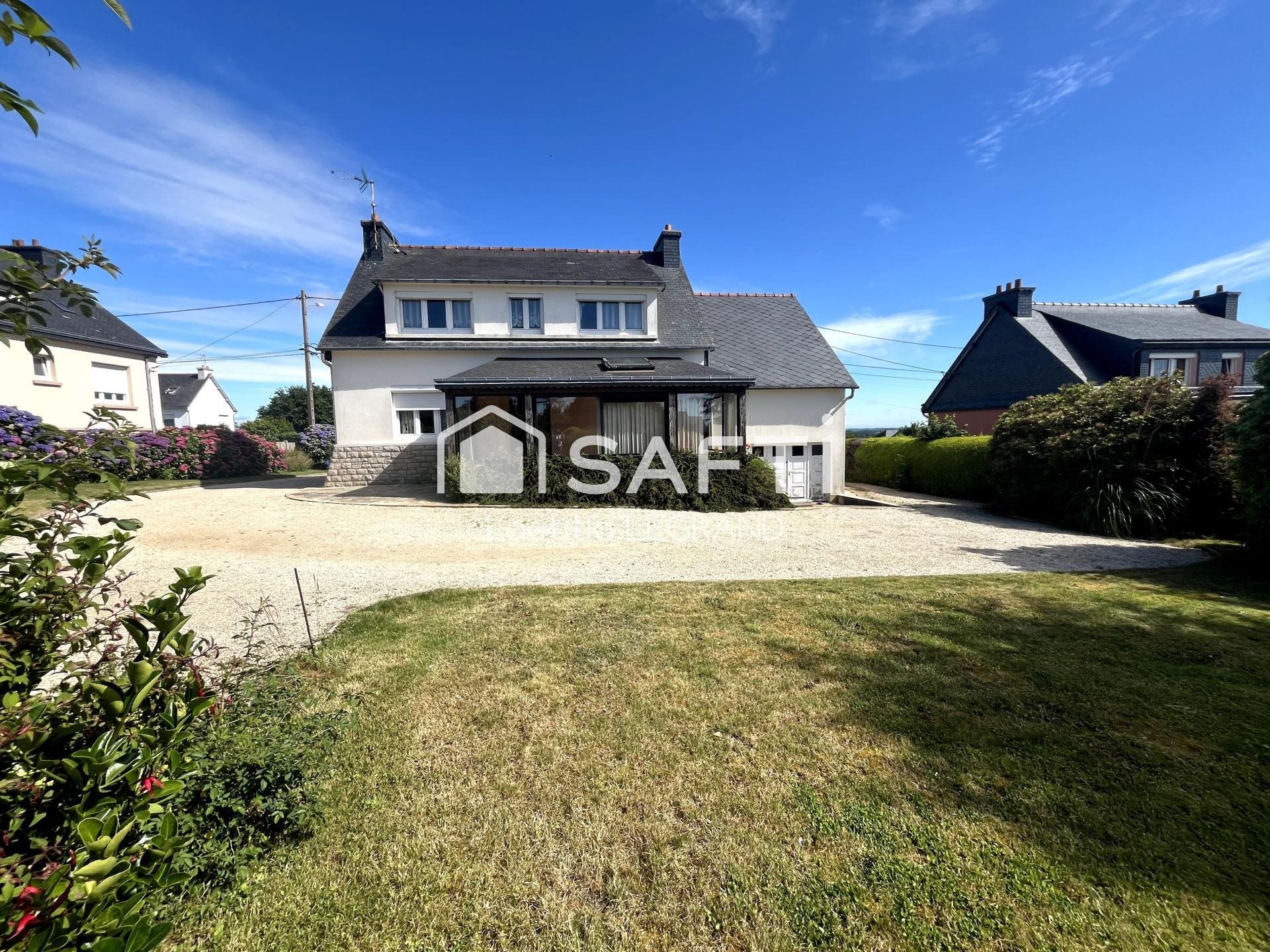 Maison à vendre, 127m², Bégard