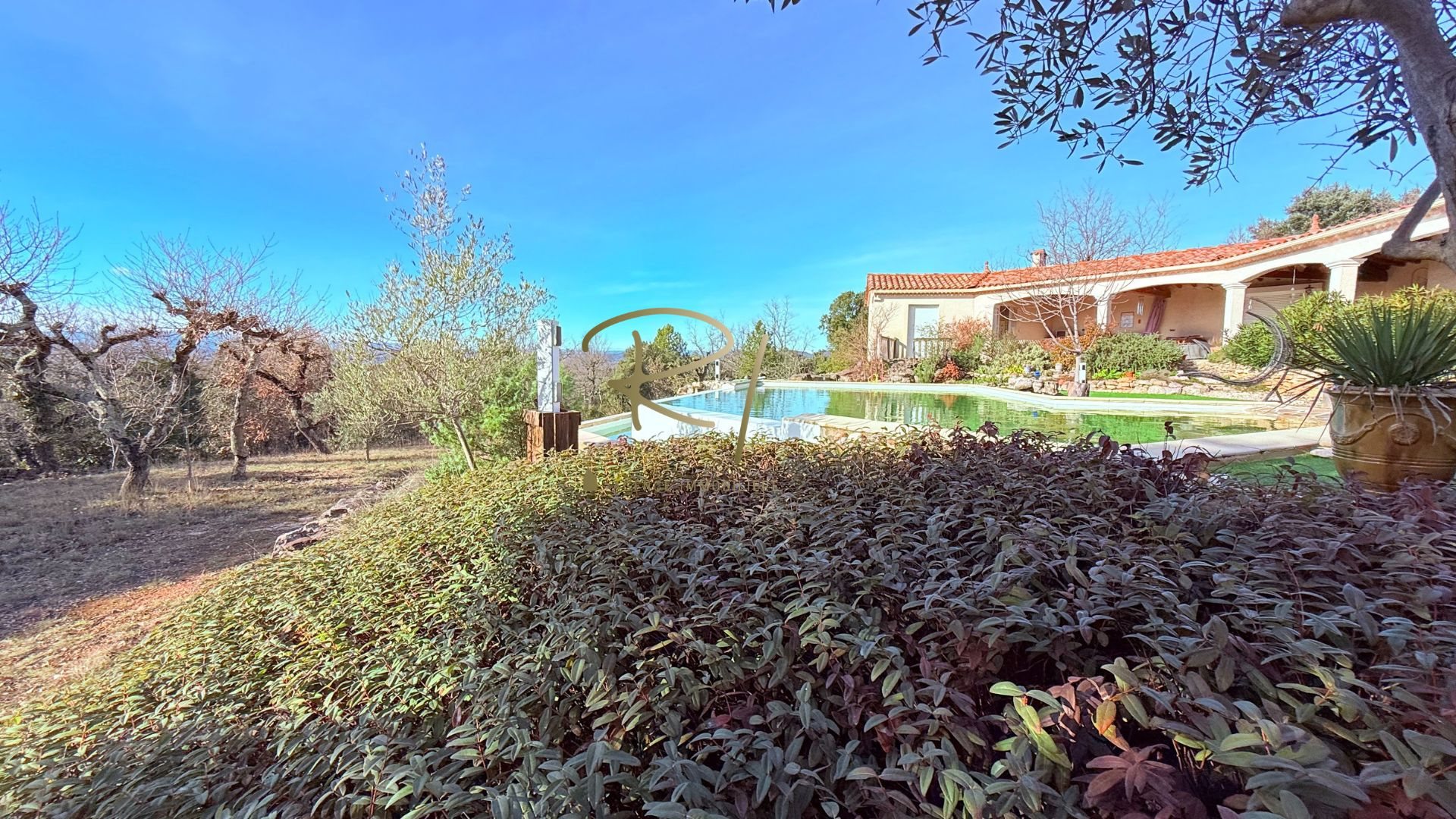 Maison à vendre, 238m², Barjac