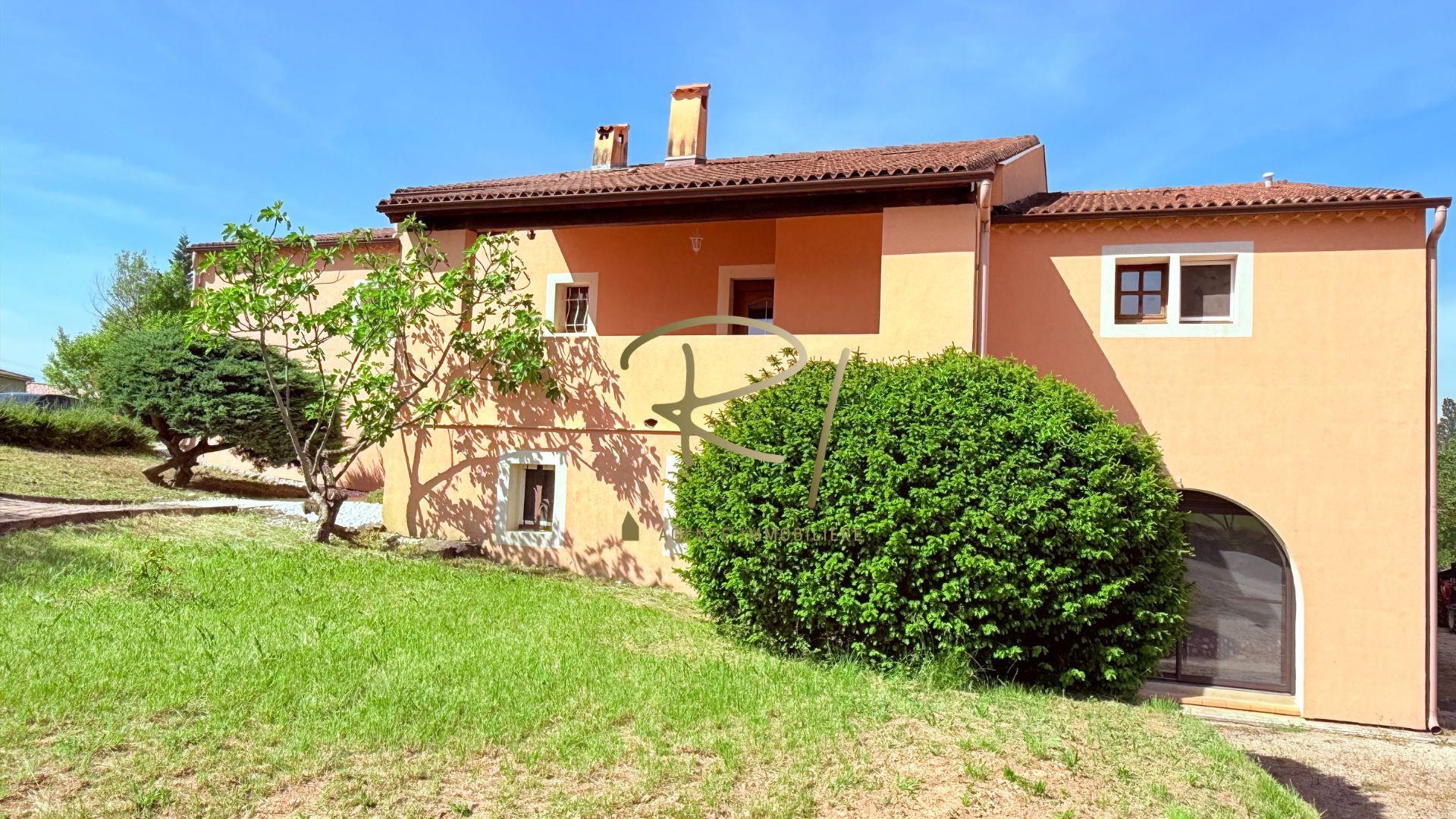 Maison à vendre, 245m², Saint-Sauveur-de-Cruzières