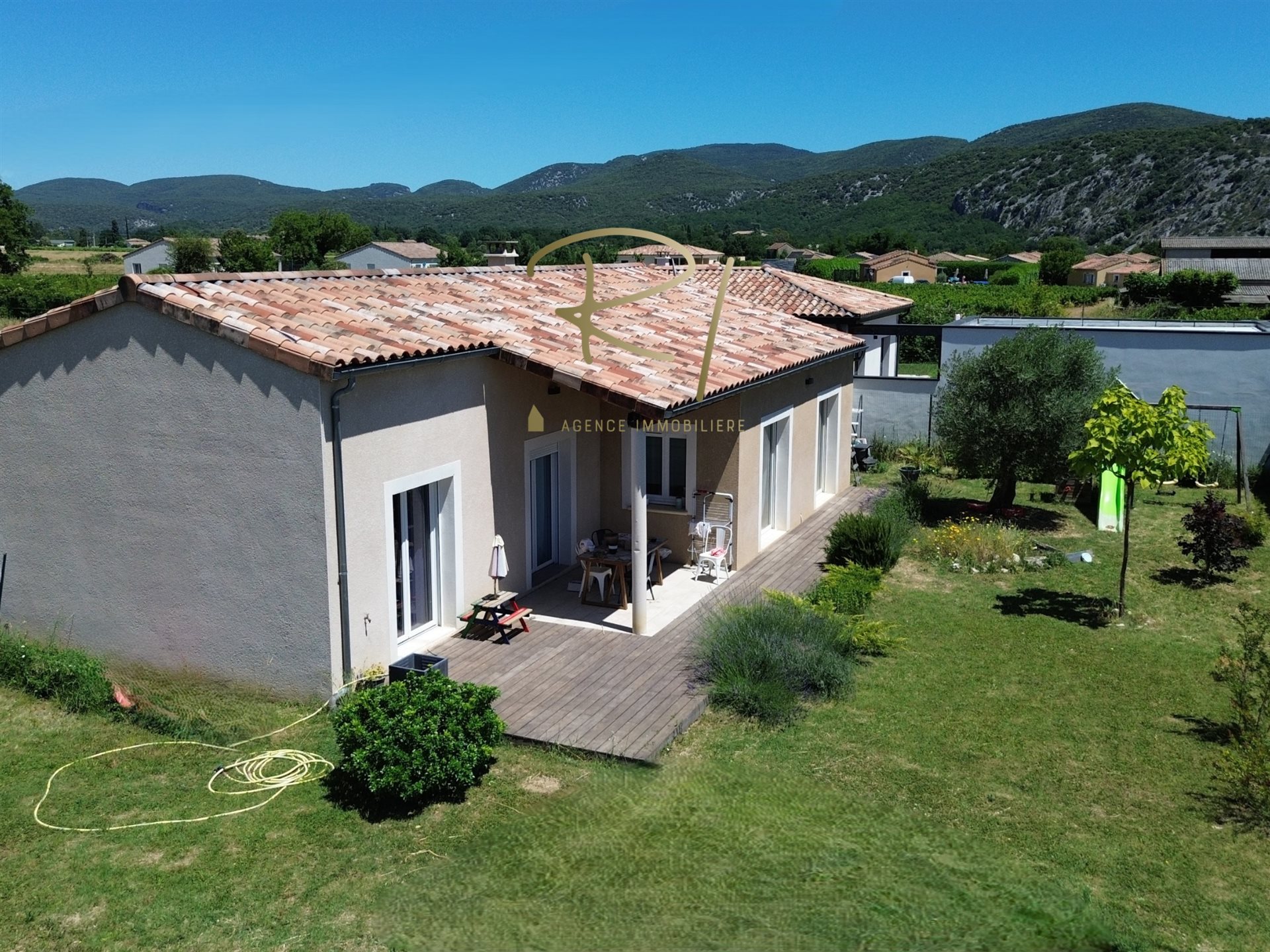 Maison à vendre, 97m², Vallon-Pont-d'Arc