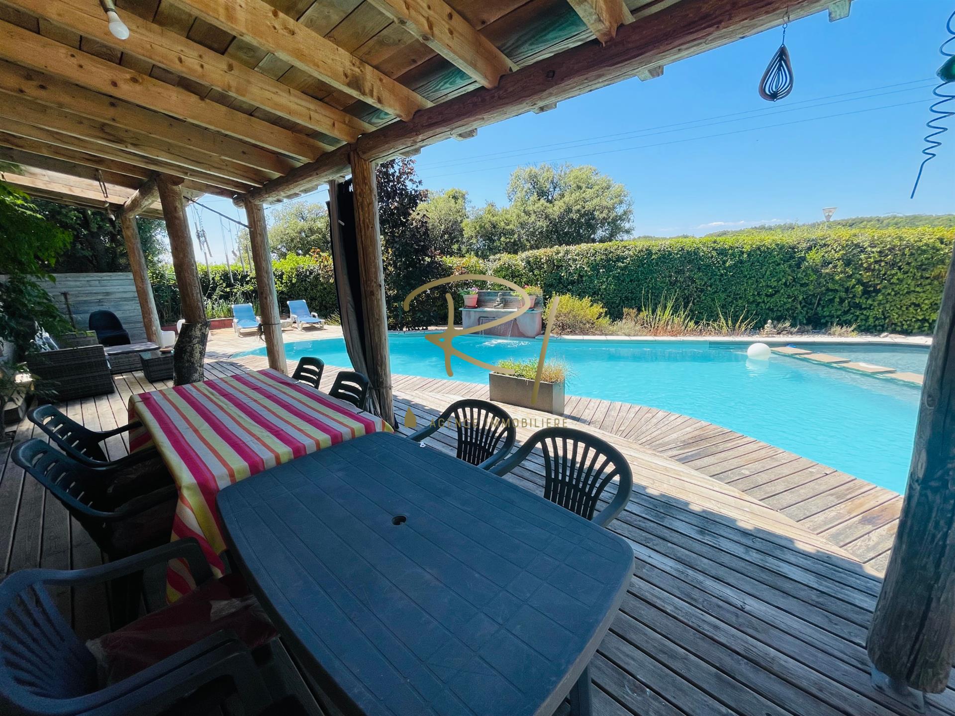 Maison à vendre, 160m², Orgnac-l'Aven
