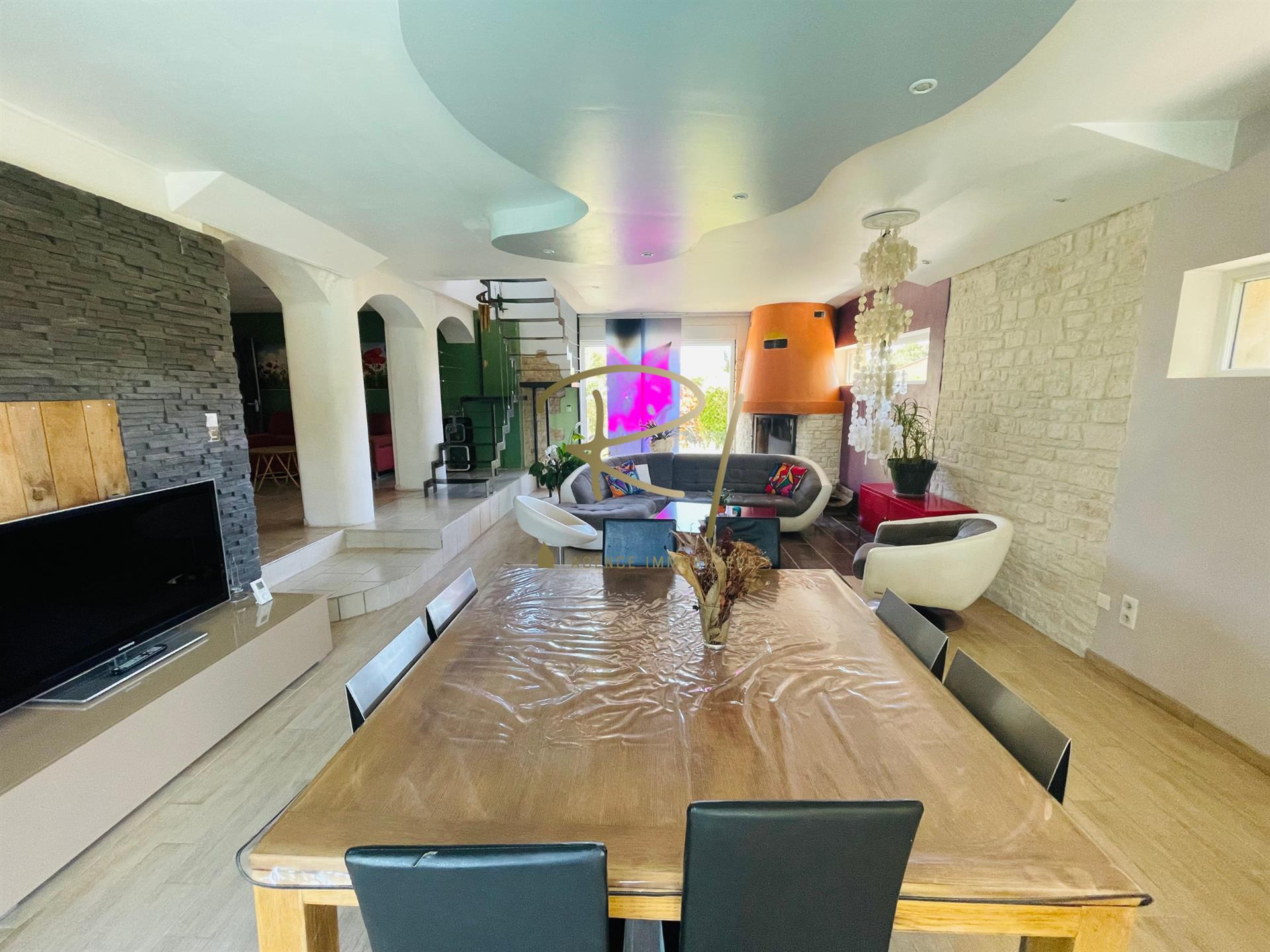 Maison à vendre, 160m², Orgnac-l'Aven