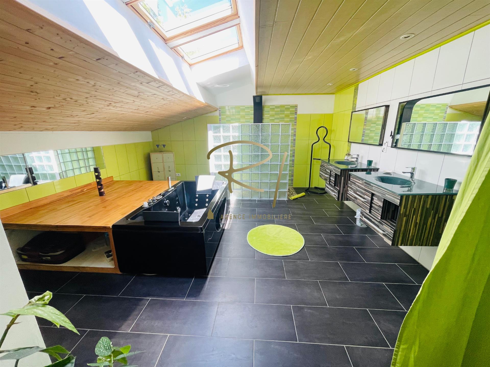 Maison à vendre, 160m², Orgnac-l'Aven