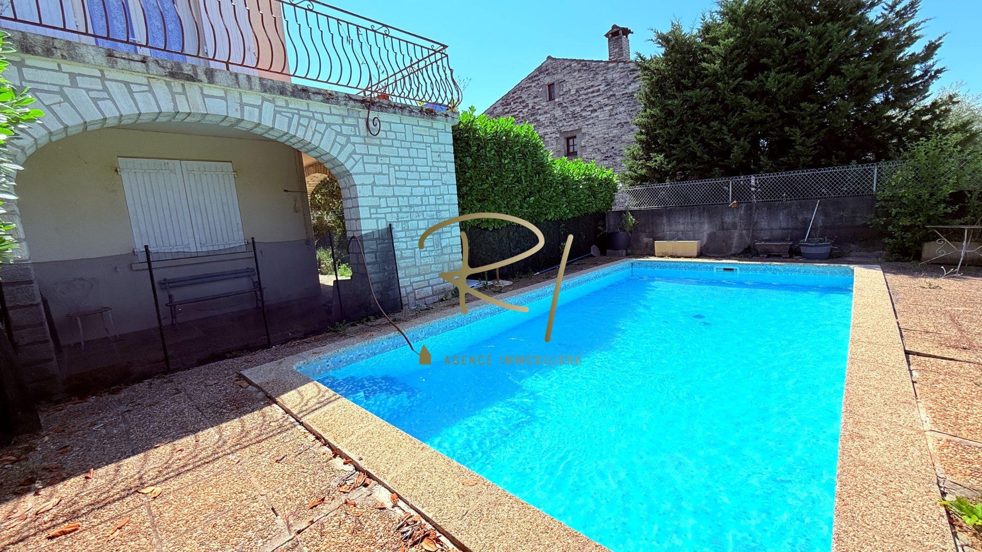 Maison à vendre, 189m², Barjac