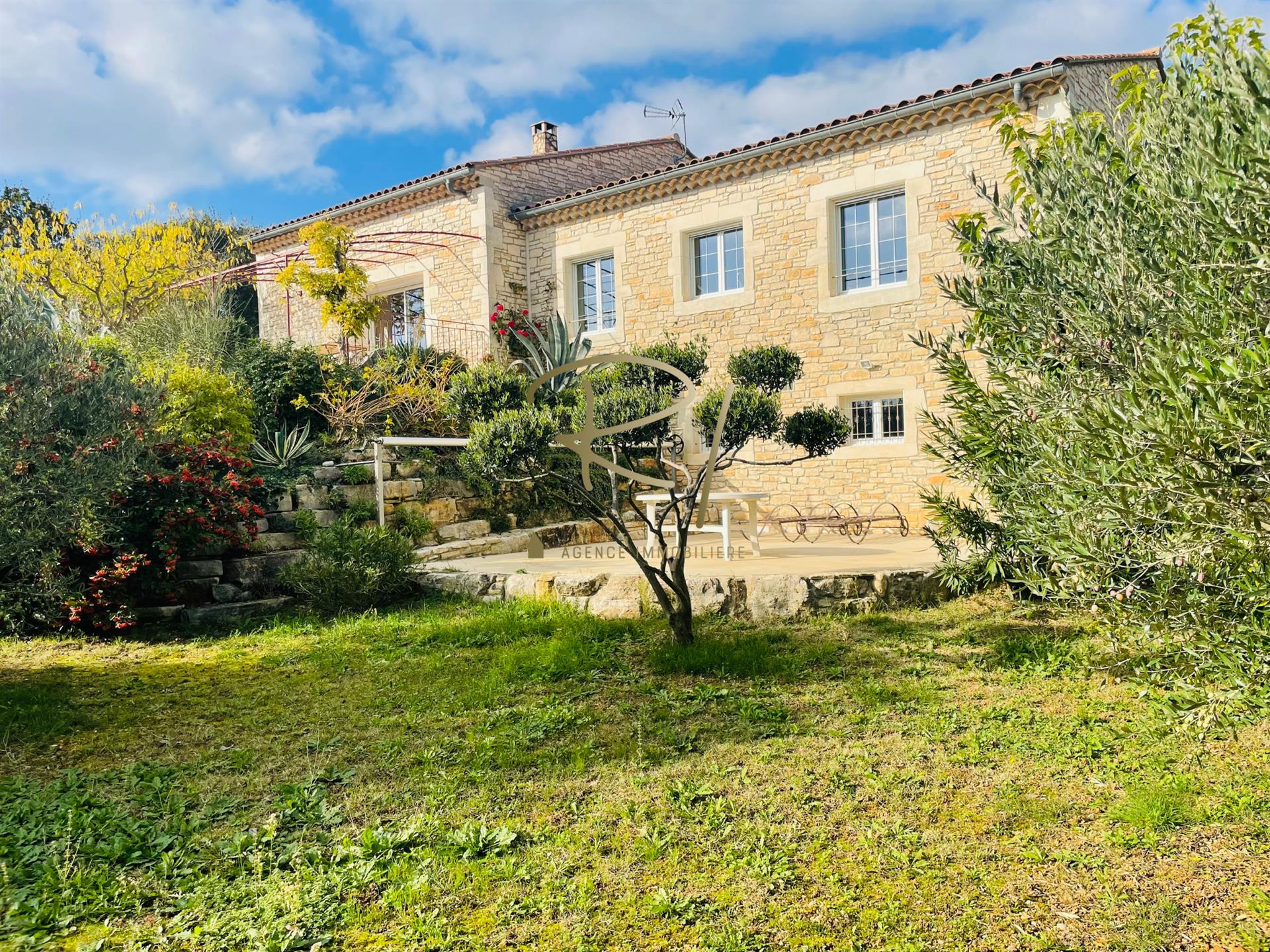 Maison à vendre, 147m², Orgnac-l'Aven