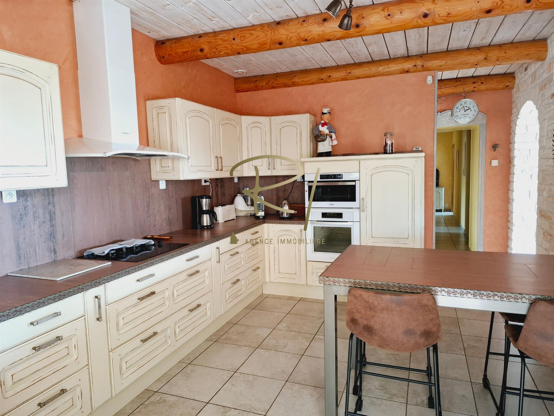 Maison à vendre, 147m², Orgnac-l'Aven