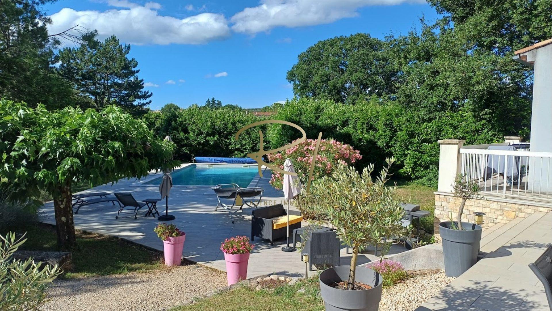 Maison à vendre, 182m², Saint-Privat-de-Champclos