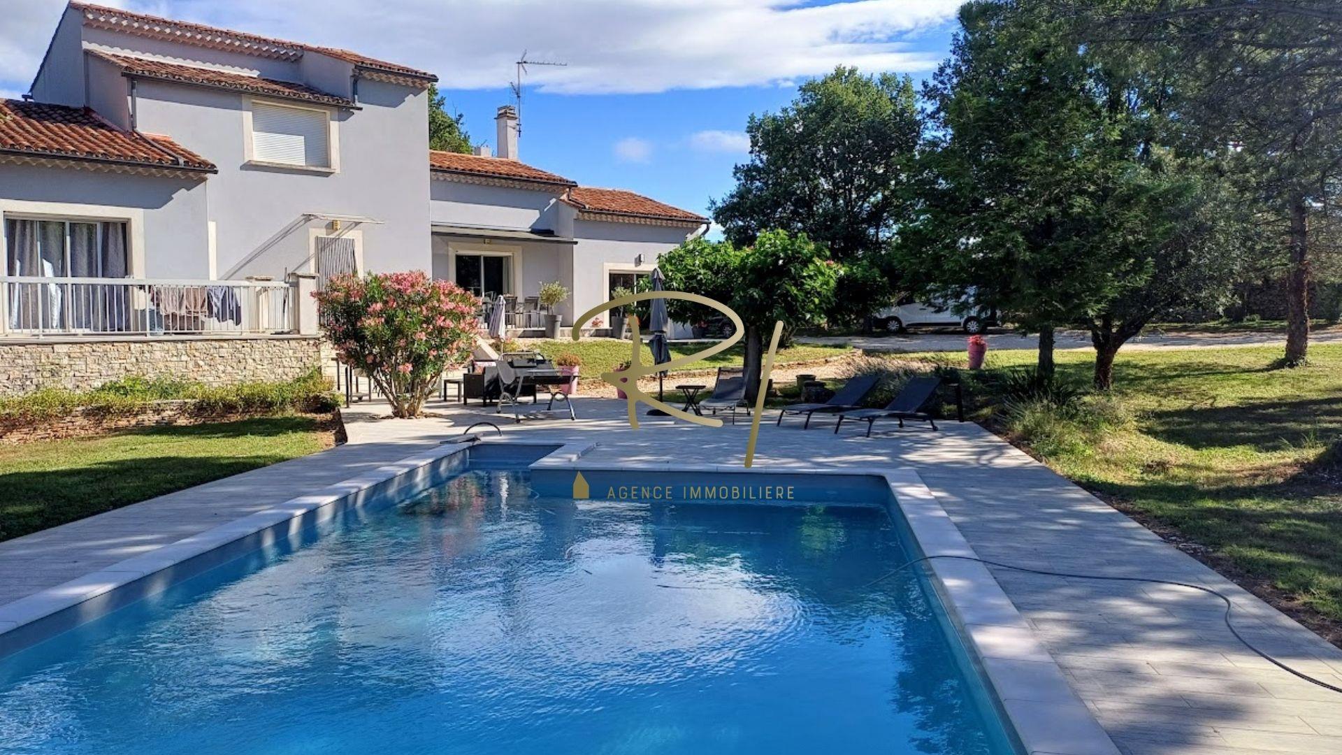Maison à vendre, 182m², Saint-Privat-de-Champclos