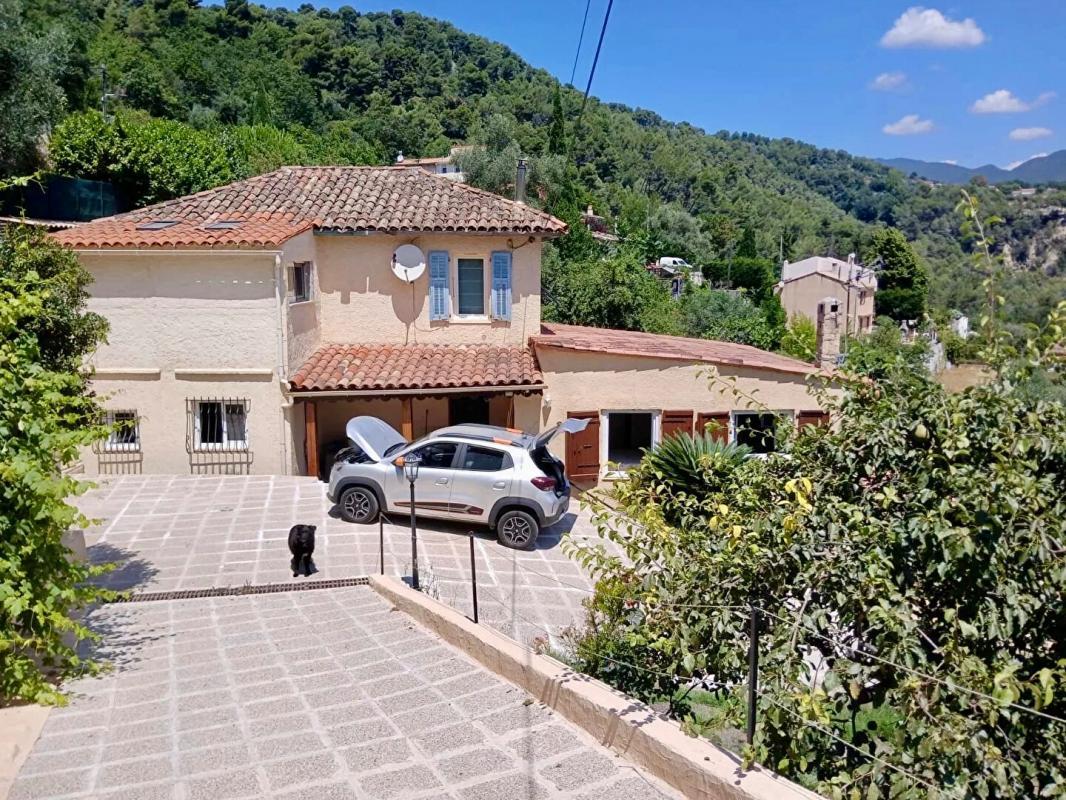 Appartement à vendre, 120m², Tourrette-Levens