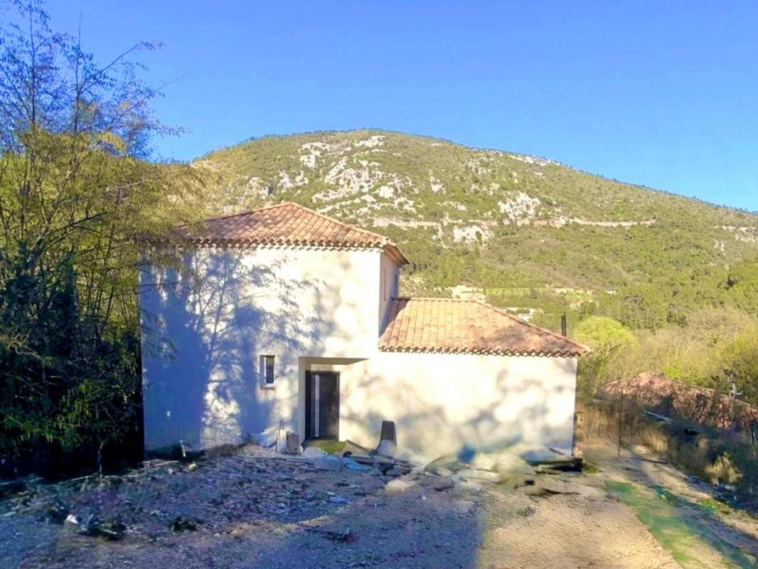 Maison à vendre, 170m², Tourrette-Levens