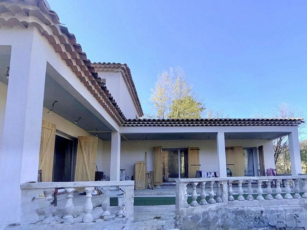 Maison à vendre, 170m², Tourrette-Levens