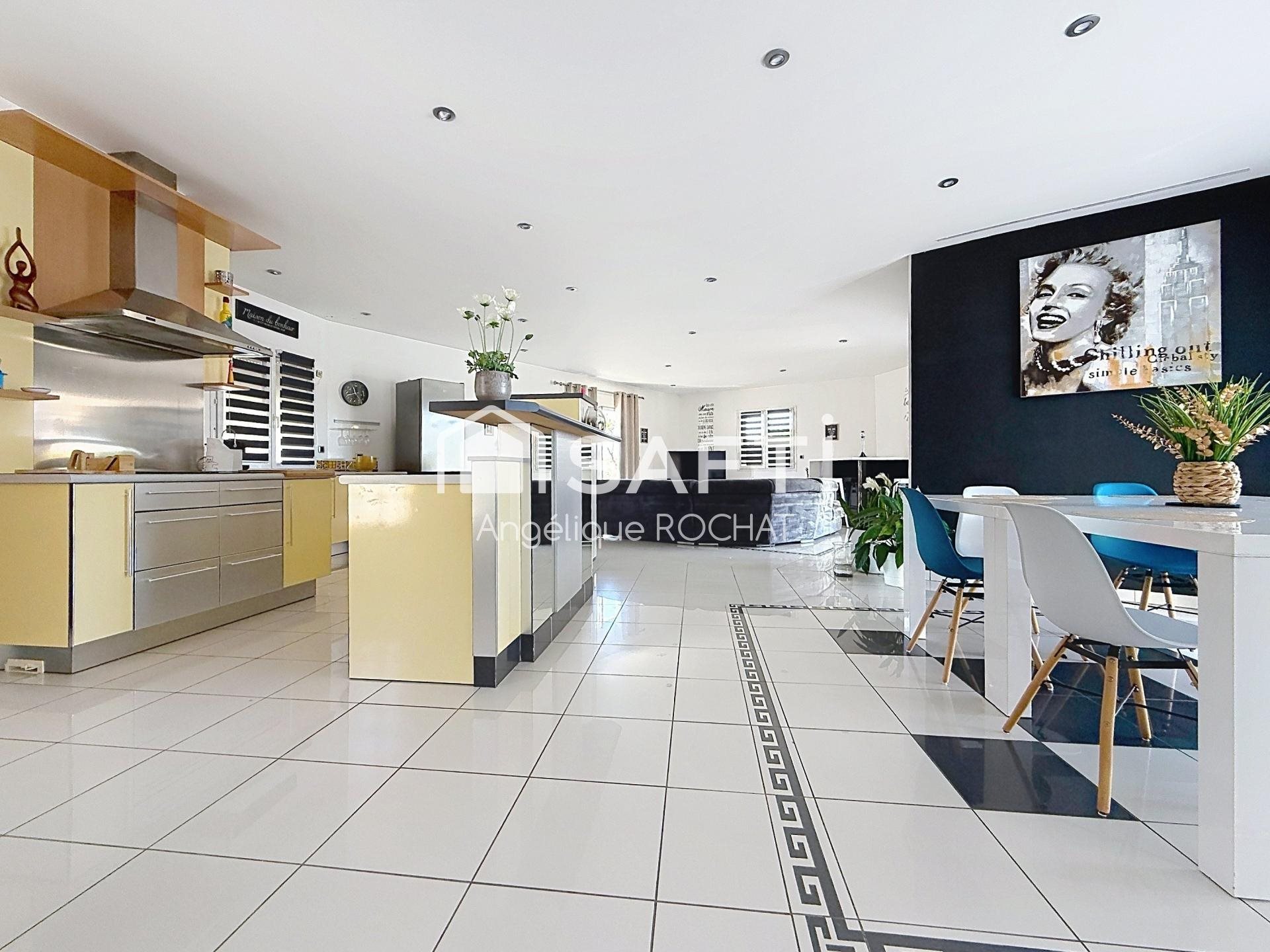 Maison à vendre, 230m², Espondeilhan