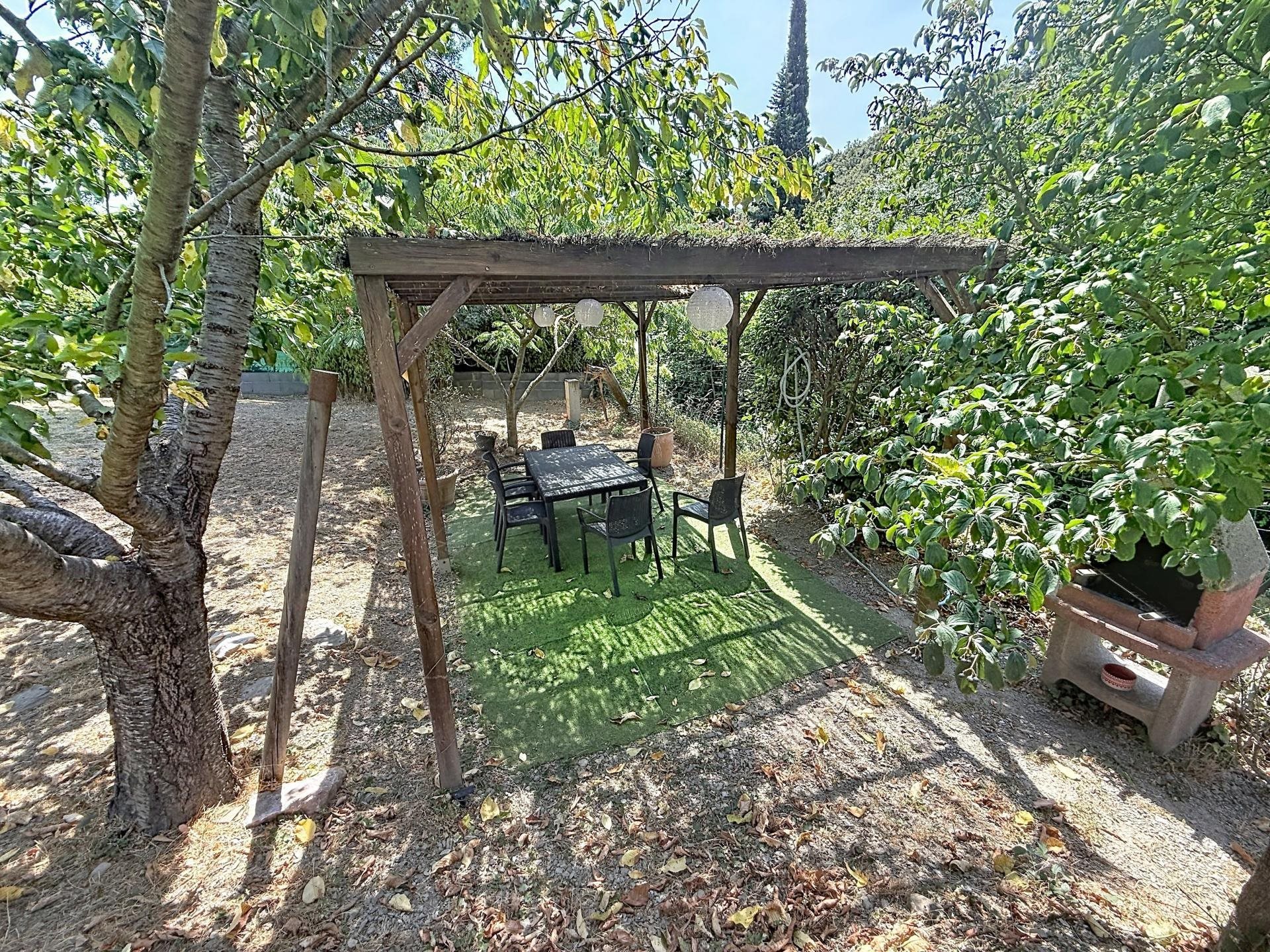 Maison à vendre, 113m², Saint-Nazaire-de-Ladarez