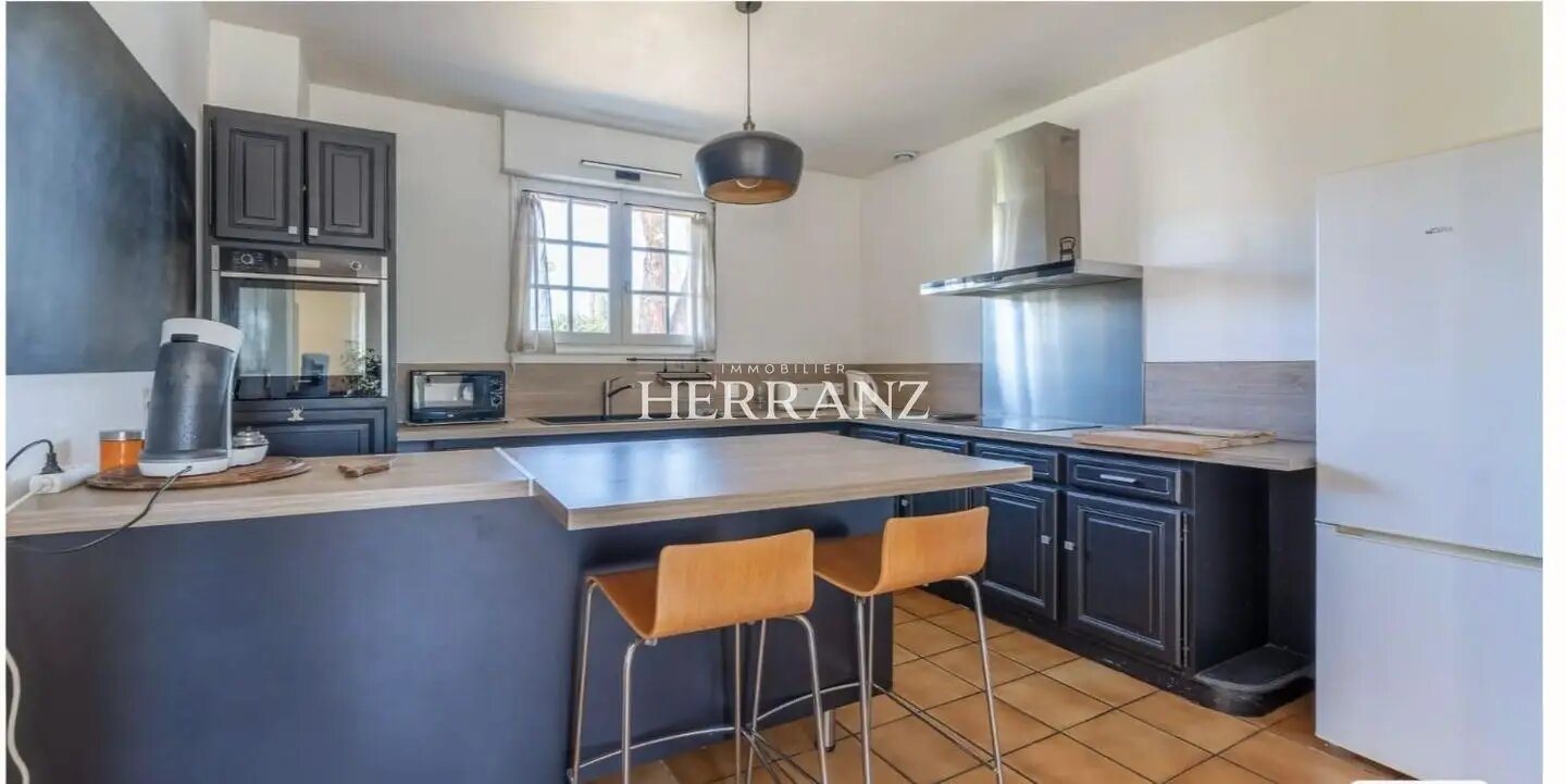 Maison à vendre, 180m², Saint-Martin-du-Bois