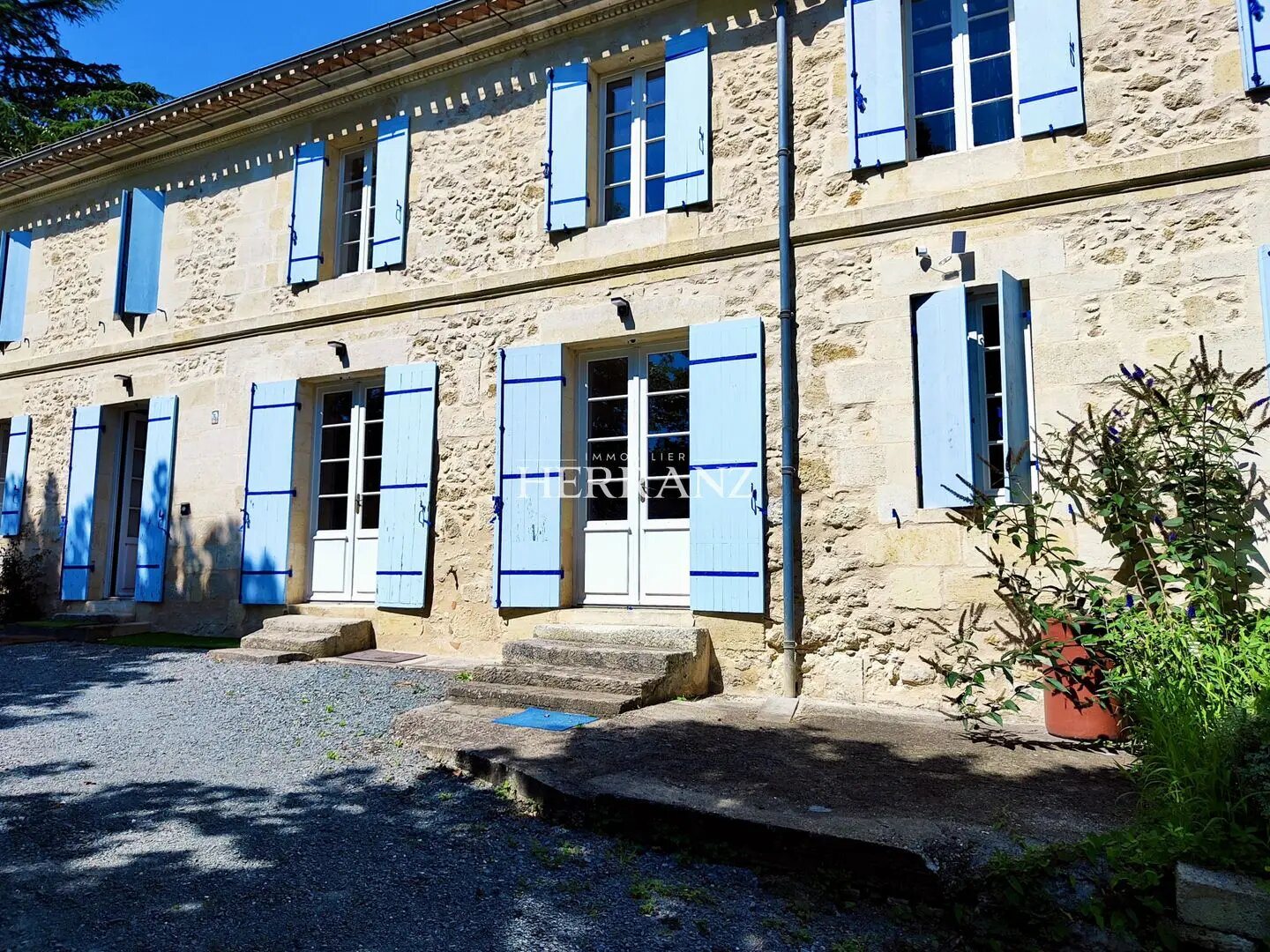 Maison à vendre, 327m², Blésignac