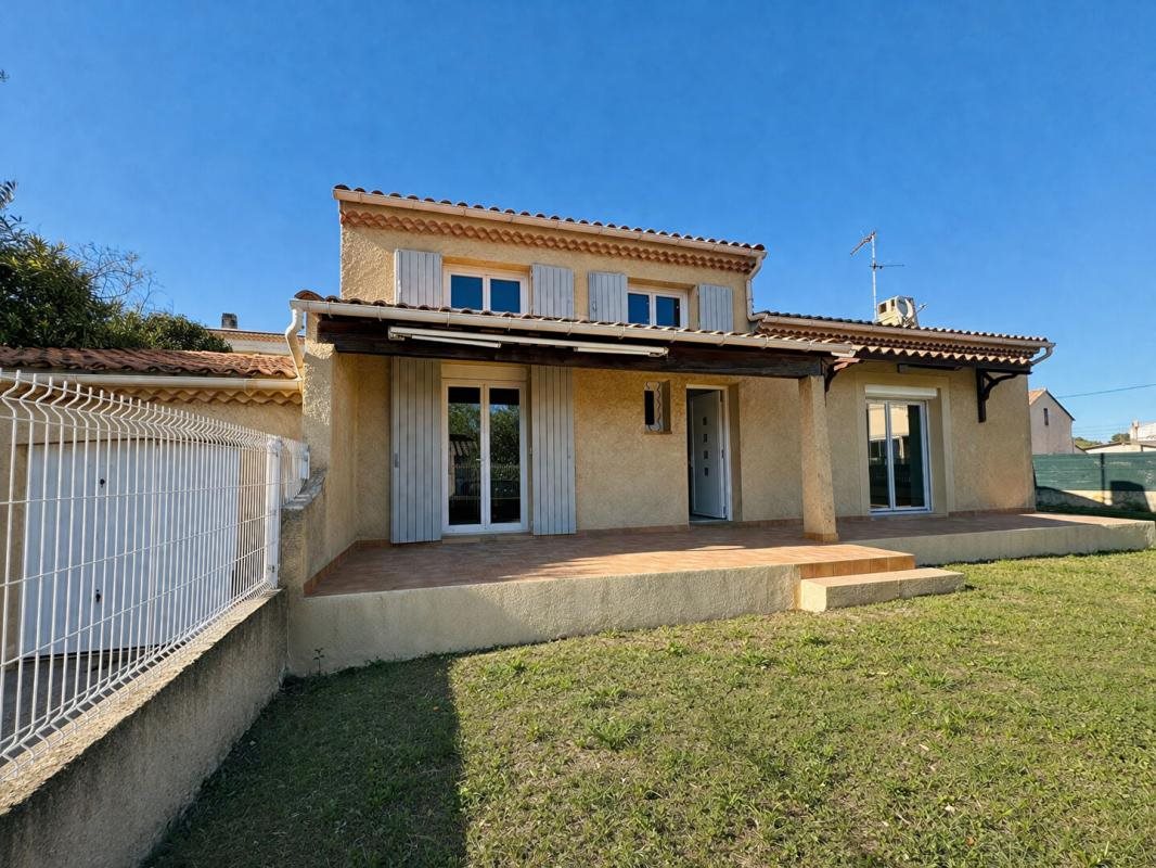 Maison à vendre, 113m², Saint-Mitre-les-Remparts