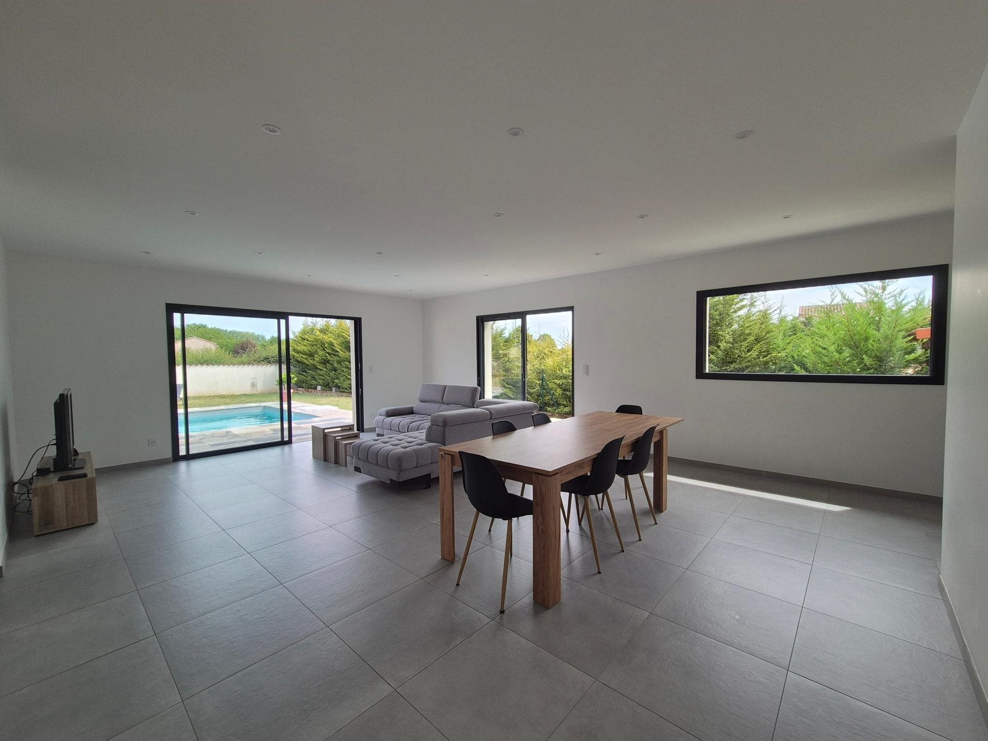 Maison à vendre, 150m², Limony
