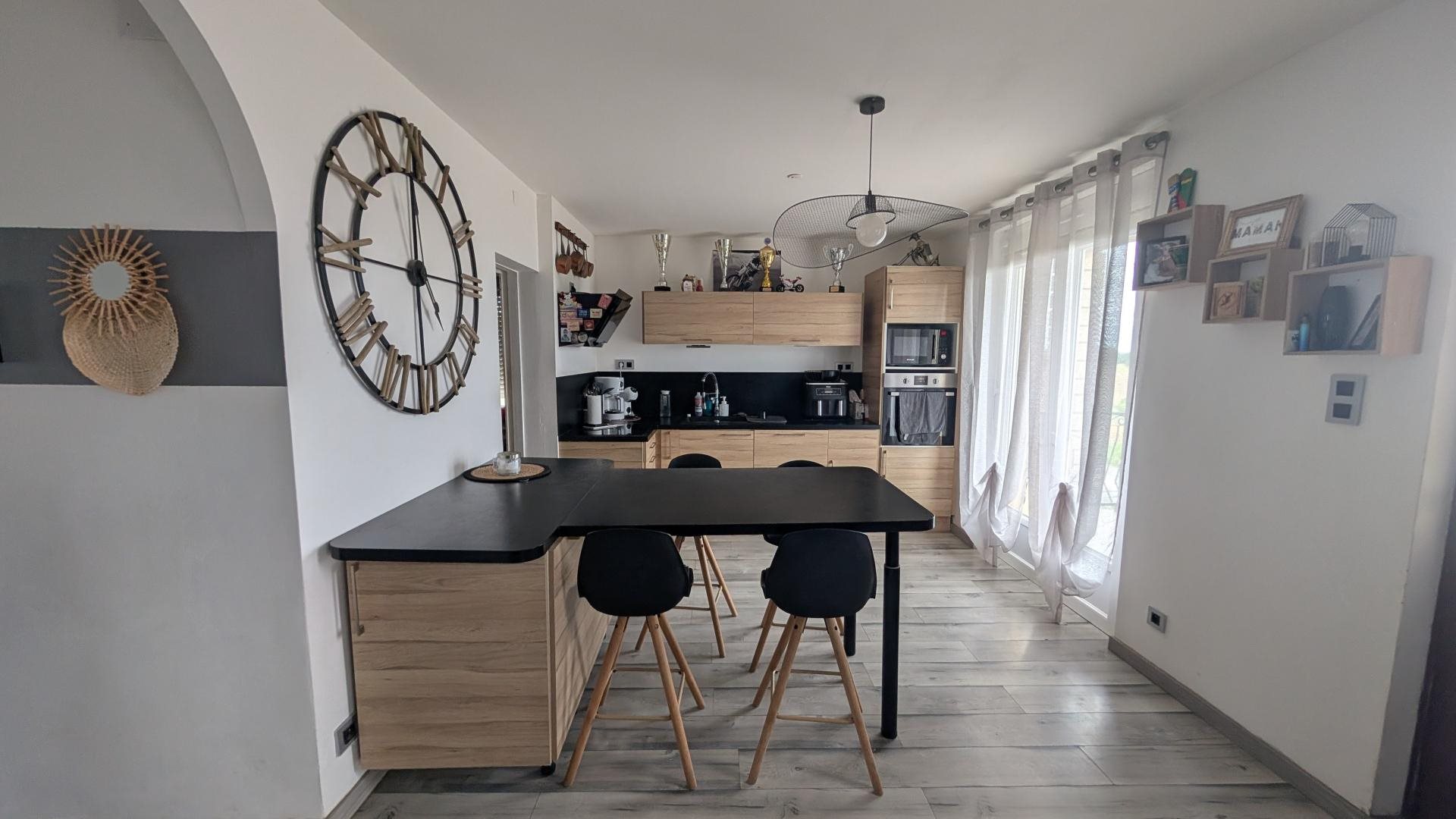 Maison à vendre, 100m², Sainte-Bazeille