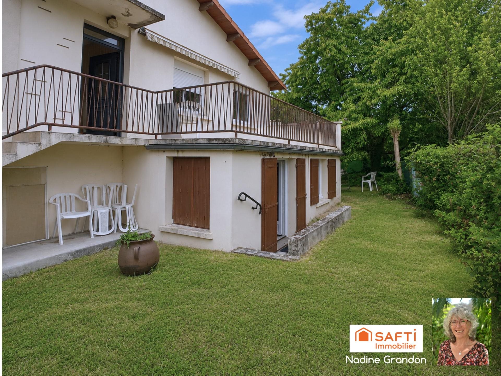 Maison à vendre, 121m², Chalais