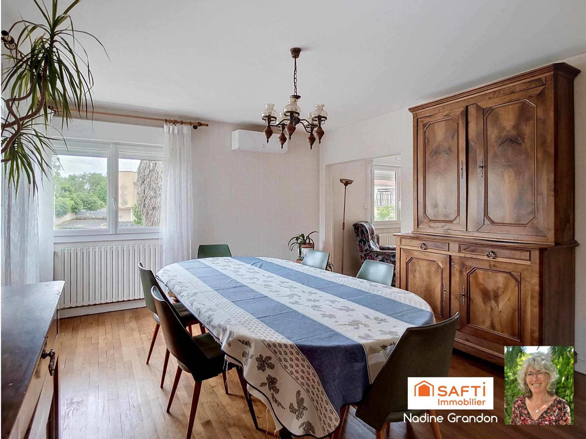 Maison à vendre, 121m², Chalais