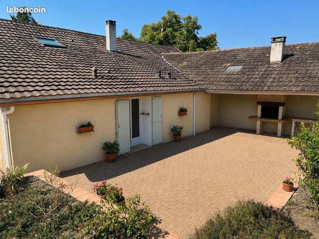 Maison à vendre, 315m², Saint-Aubin-de-Cadelech