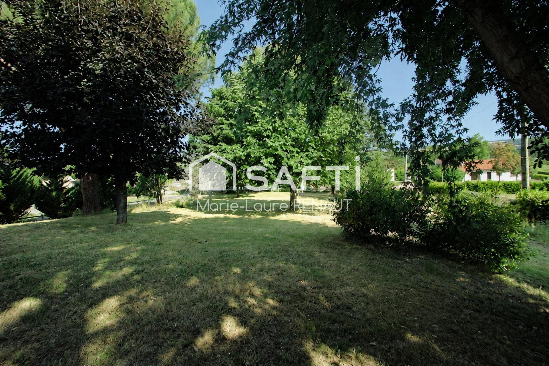 Maison à vendre, 136m², Briatexte