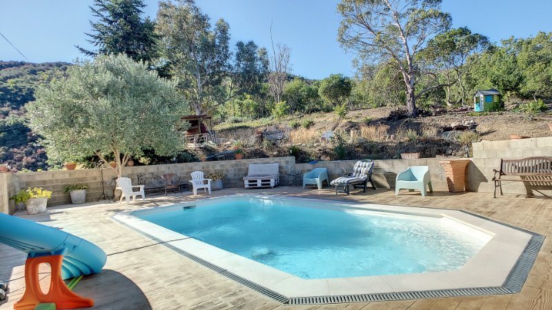 Maison à vendre, 180m², Reynès
