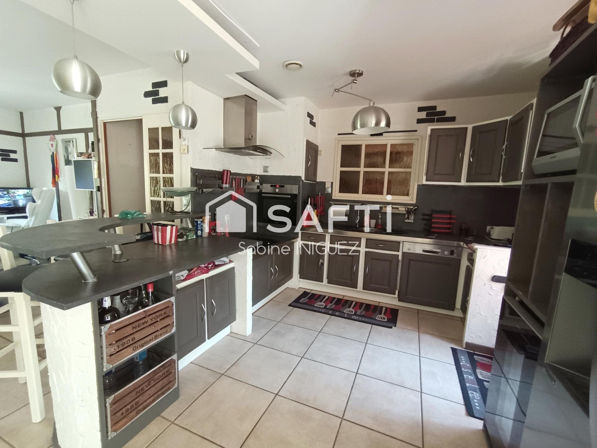 Maison à vendre, 156m², Castres
